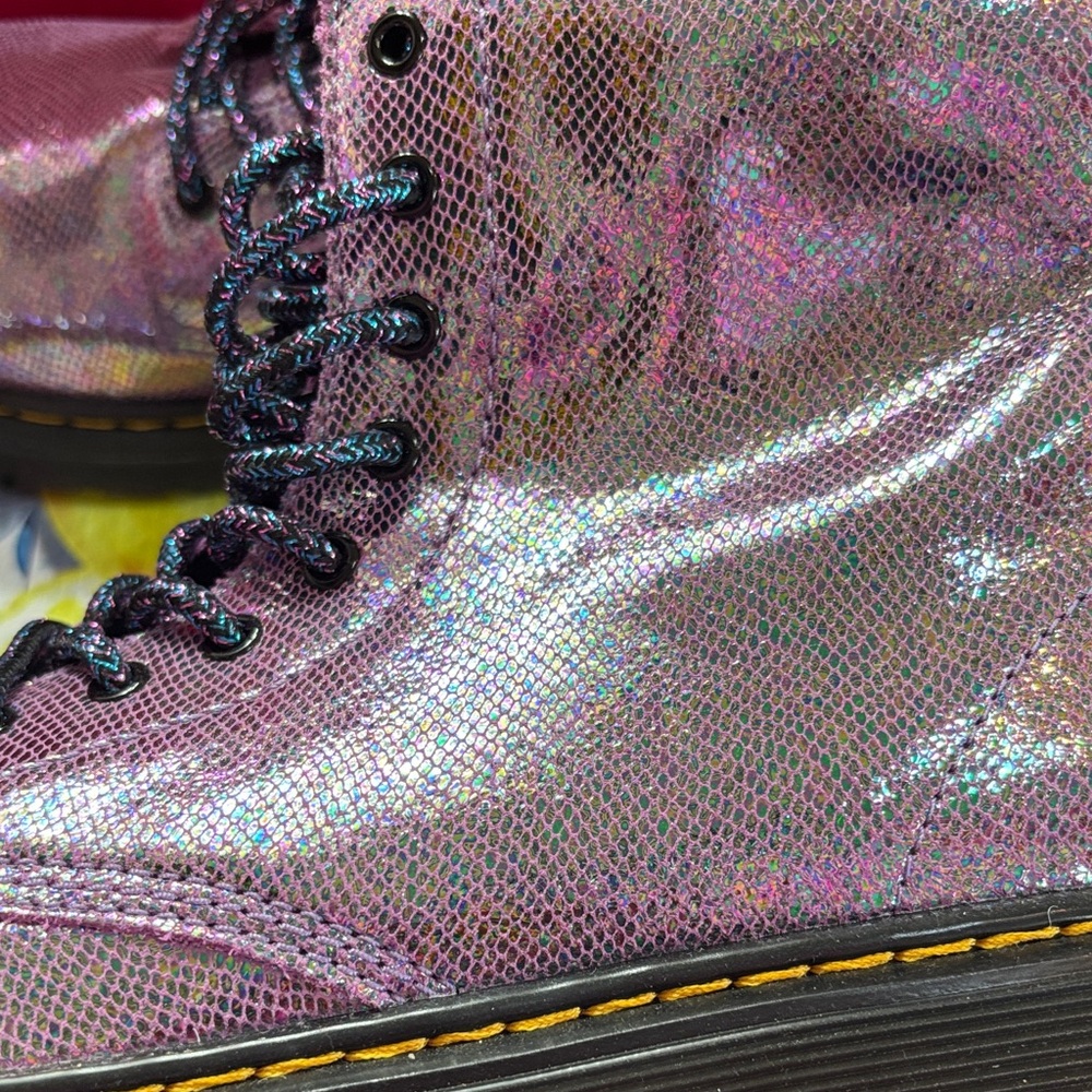 Dr. Martens Shimmering iridescent Purple Combat Boots doc metallic kid 4 adult 6 - Picture 8 of 11